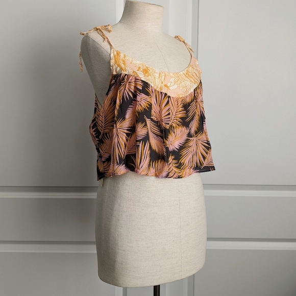 Maaji Crop Top Sleeveless Azahar Clouds Palm Floral Print Swing Style M NWT - Picture 5 of 16